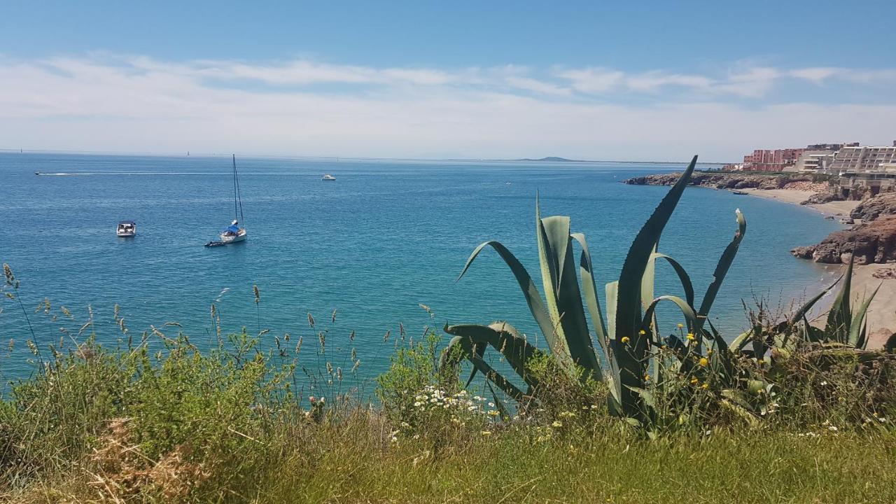 La Perle Marine: Cozy Beachside Apartment with Marina View Sete Exterior photo